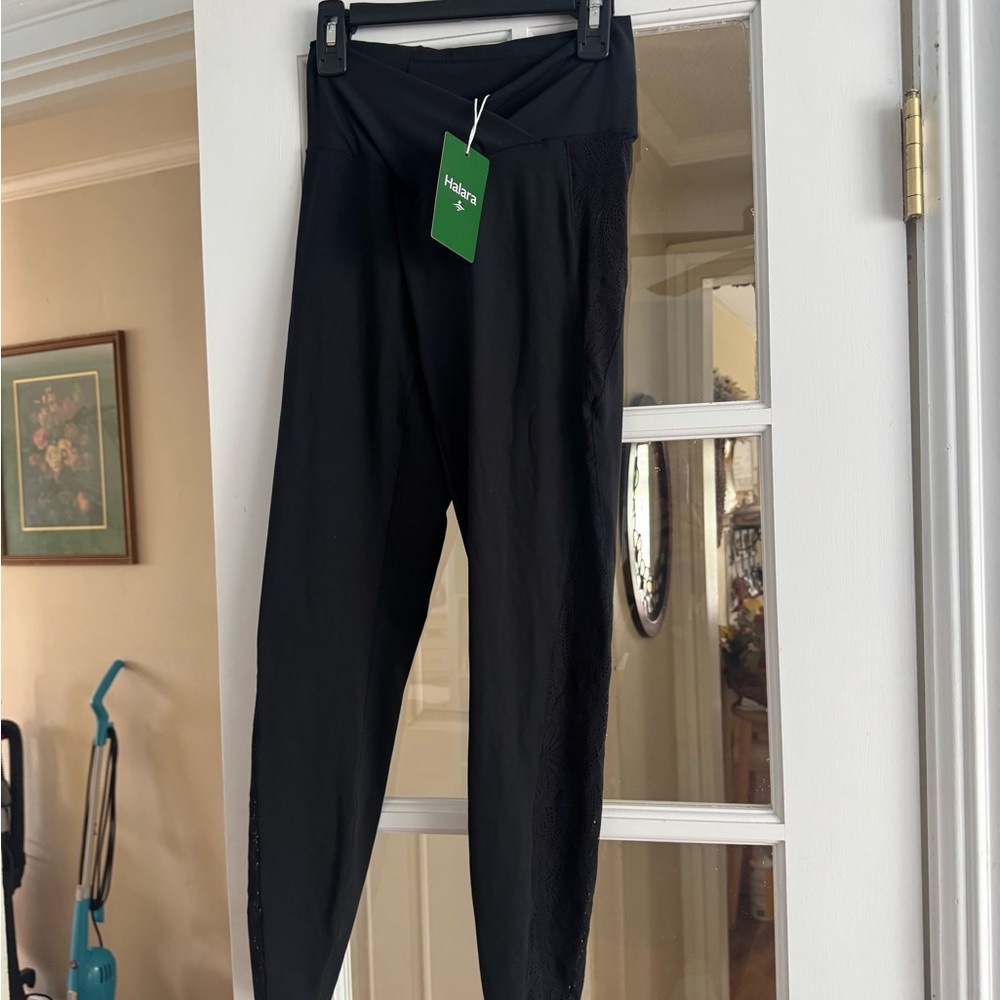 HALARA Black High-Rise Leggings